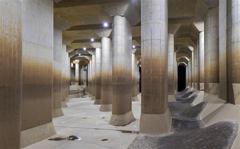 Subterranean safety valve protecting Tokyo metro from flood disaster