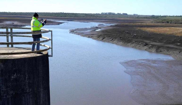 Water crises in Montevideo and Rio de Janeiro: an opportunity for privatization?