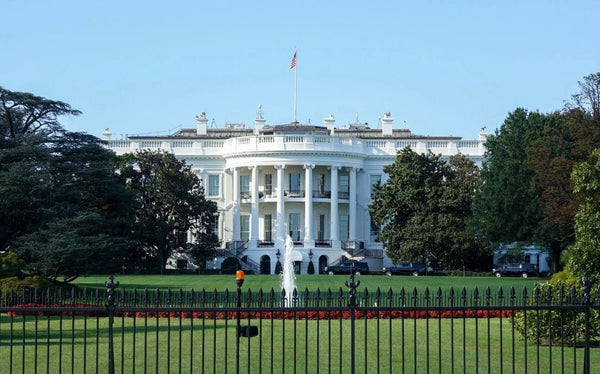 Trump administration announces 10% tariff on all imports
